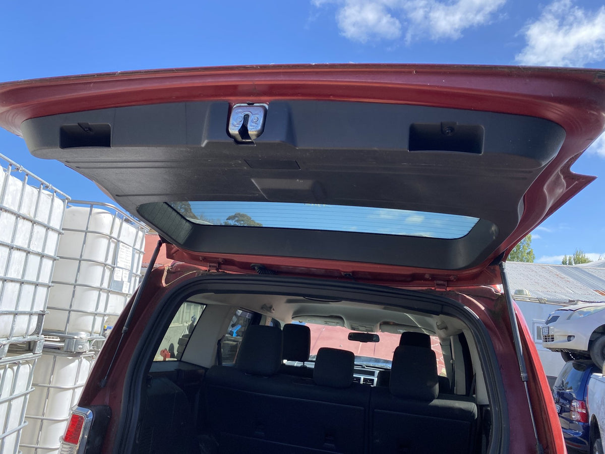 2007 Dodge Nitro SXT- Dismantling For Parts