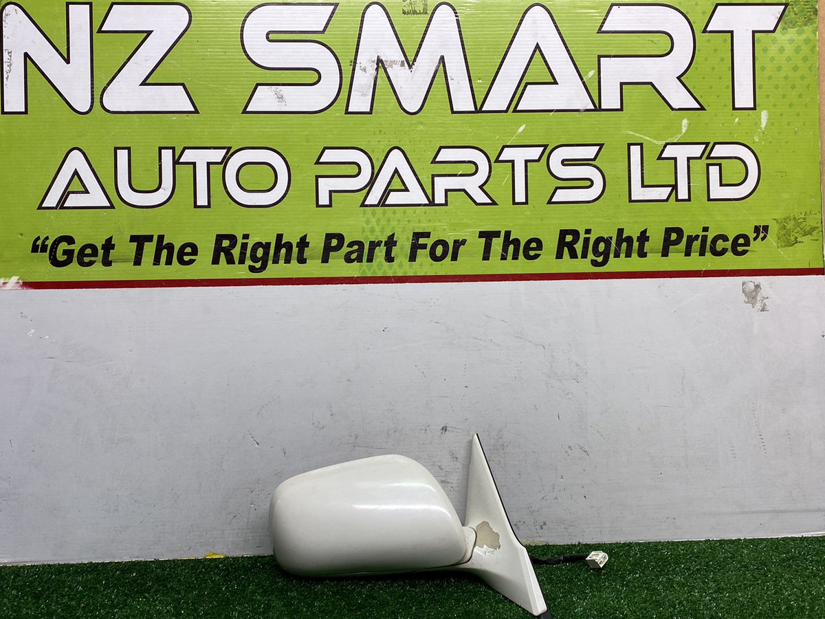 2004 to 2009 - Used Toyota Mark X New Zealand Only - Right Door Mirror - Non-Indicator, 5 Wire, 1St Gen