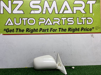 2004 to 2009 - Used Toyota Mark X New Zealand Only - Right Door Mirror - Non-Indicator, 5 Wire, 1St Gen