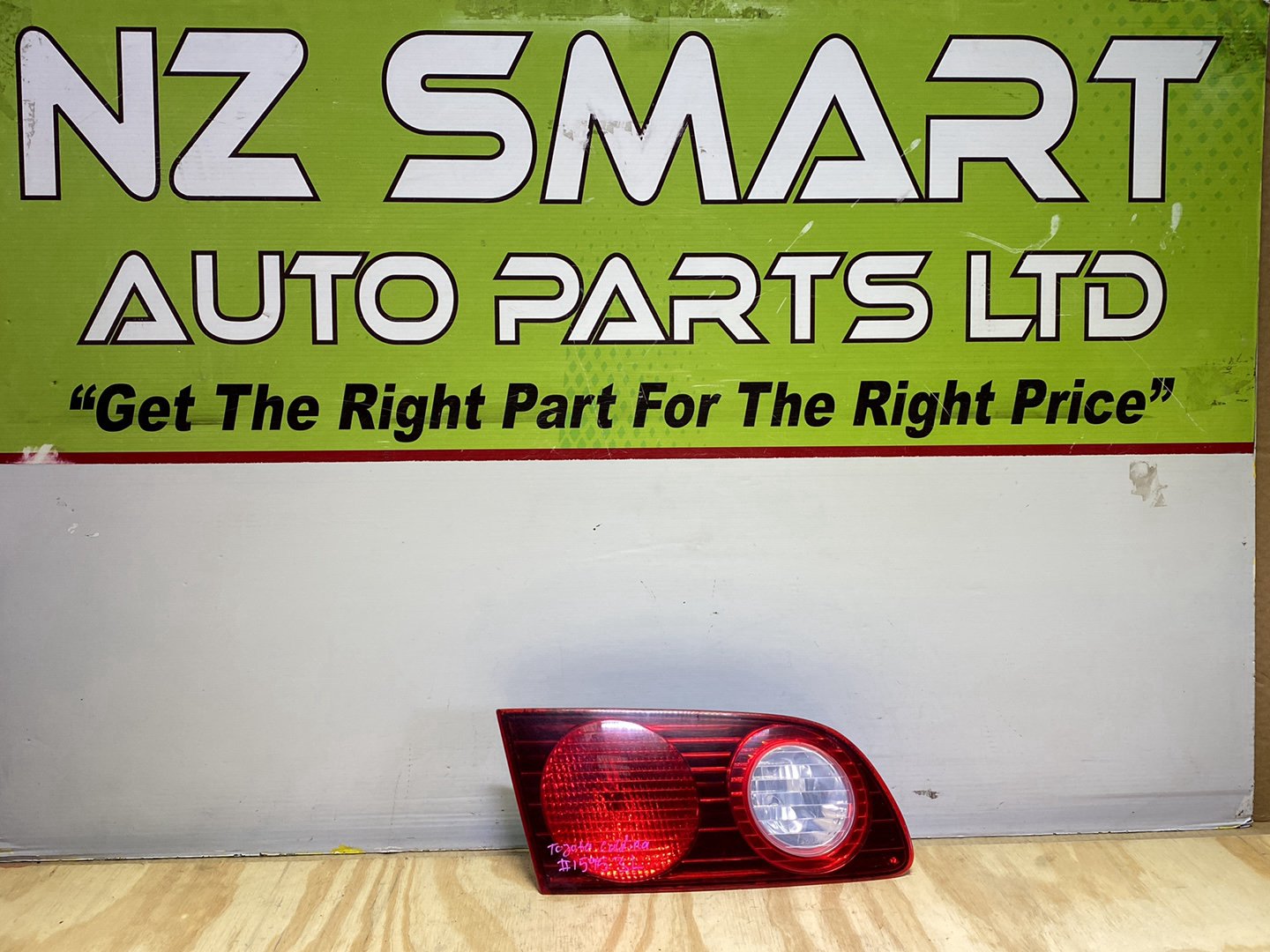 1998 Toyota Caldina ST215 - Left Tailgate Light PN: ICHIKOH 21-43