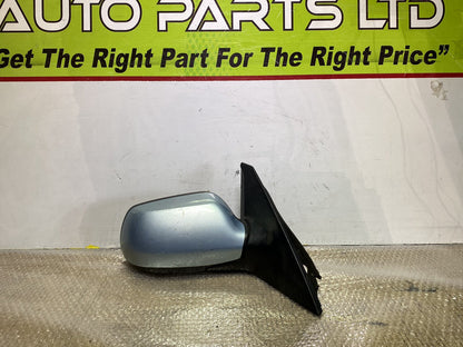 2008 Mazda Axela- Right Door Mirror PN: 3 pins