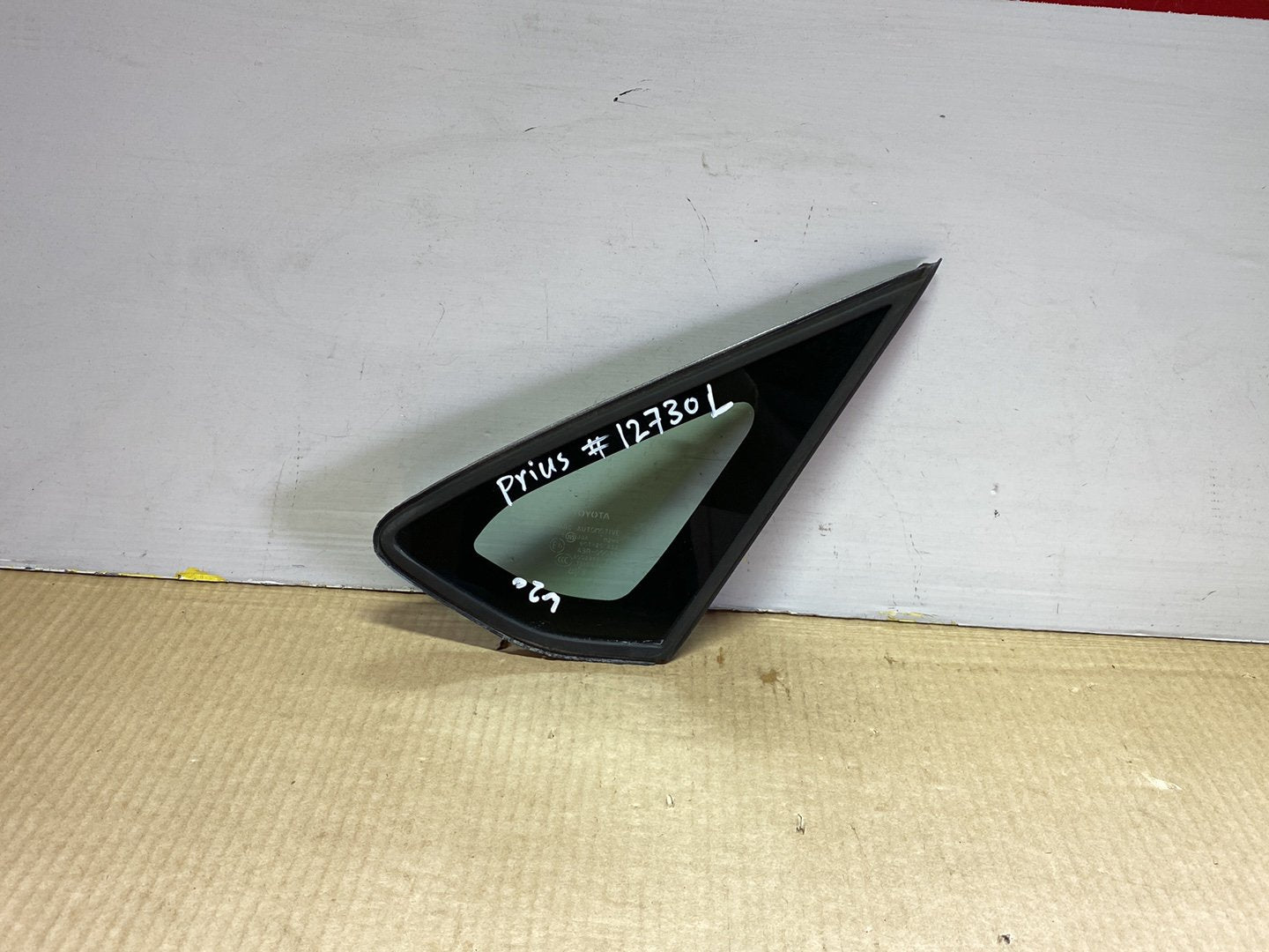 Used Toyota Prius W20 - Left Front Quarter Door Glass