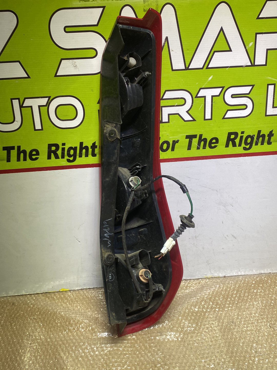 2009 Nissan X-Trail - Left Headlight PN: see photos