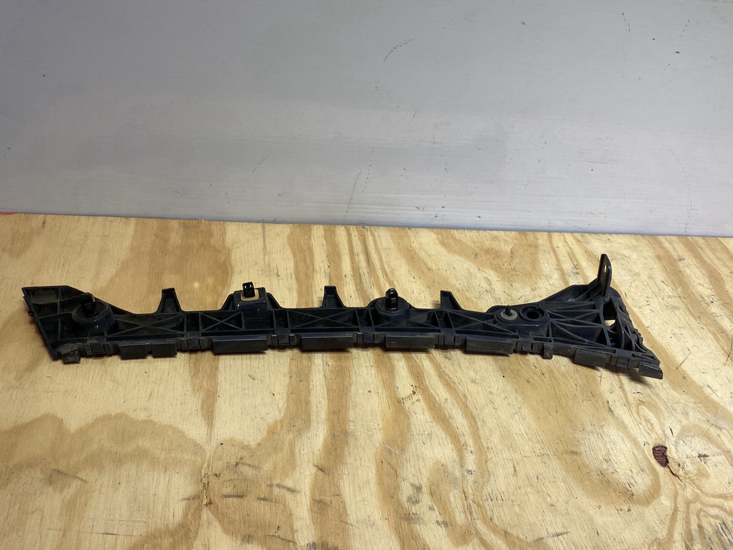 2015 Mazda Atenza GJ2FW - Right Rear Bumper Retainer
