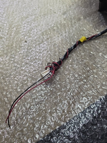 2002 Mazda MPV- Left Door Mirror PN: 7 wires