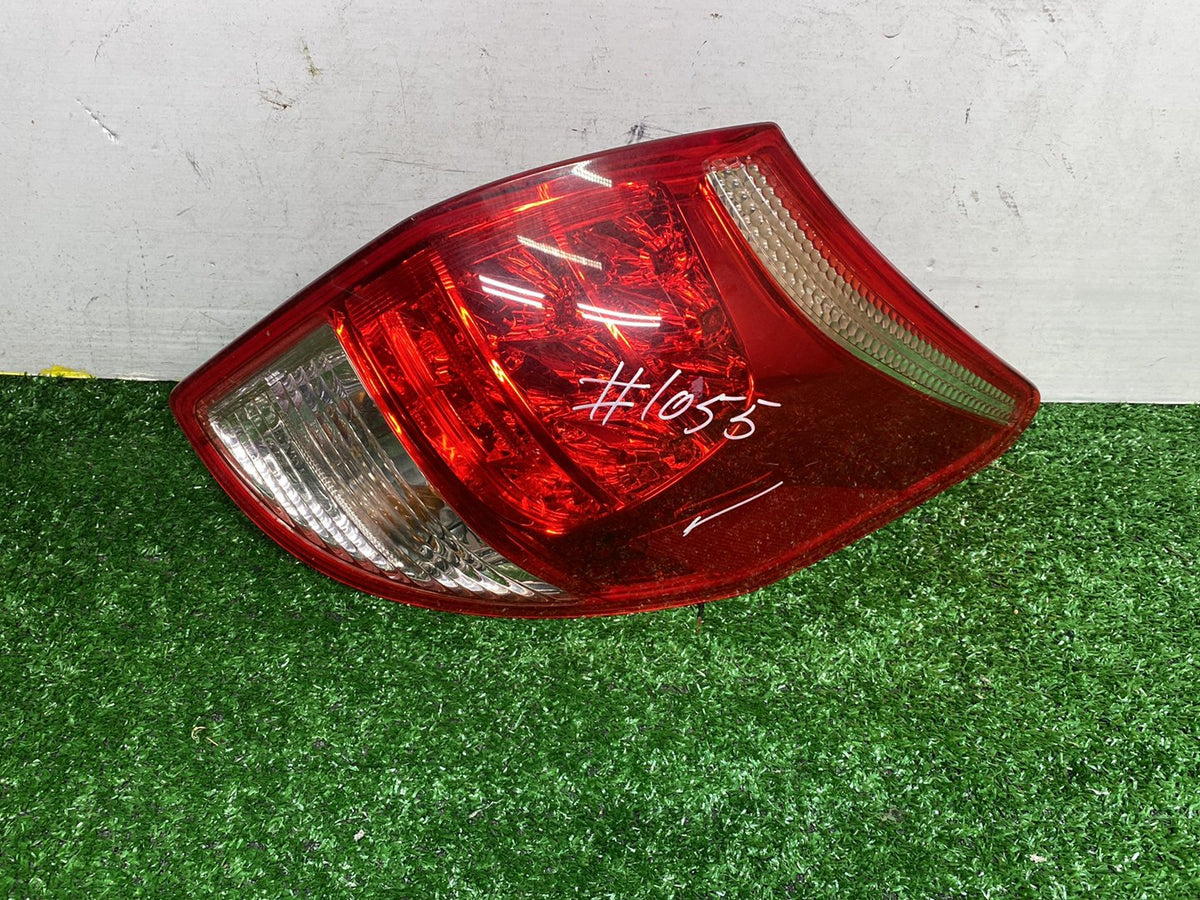 2006 Used Toyota RAV4 - Right Taillight PN: 8155142091