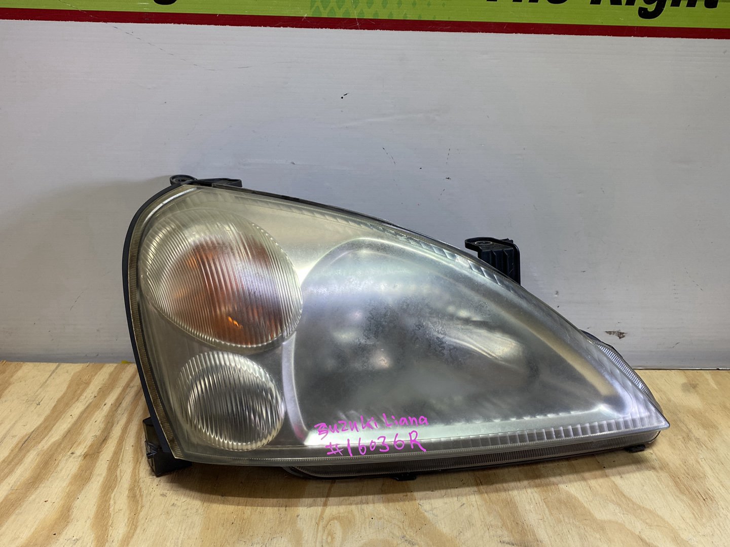 2004 Suzuki Liana - Right Headlight PN: Koito 100-32662