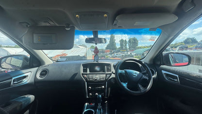 2014 Nissan Pathfinder ST Dismantling For Parts