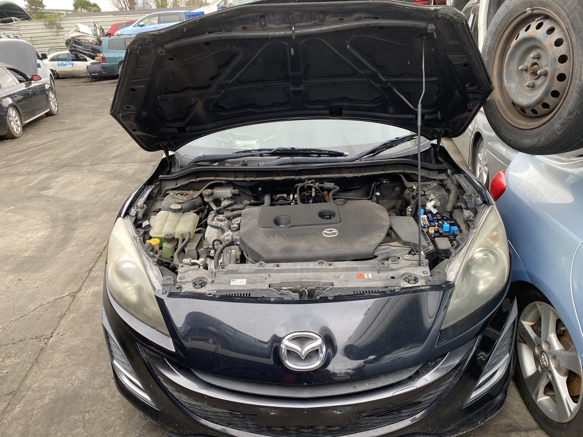 2010 Mazda Axela BLEFW Dismantling for Parts