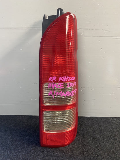 2007 Used Toyota Hiace - Right Taillight PN: A/Market type