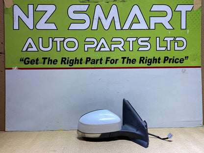 2011 Ford Mondeo - Right Door Mirror PN: 6 wires