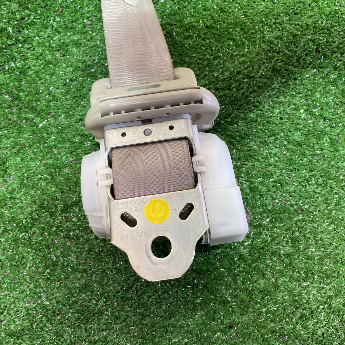 2006 Used Toyota Estima - Right Rear Seat Belt PN: See photos