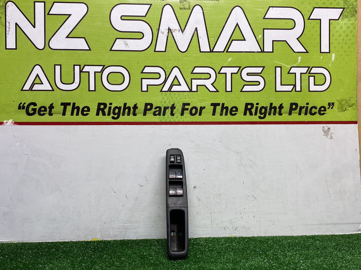 2004 Nissan Elgrand - Master Power Window Switch PN: 25401WL000