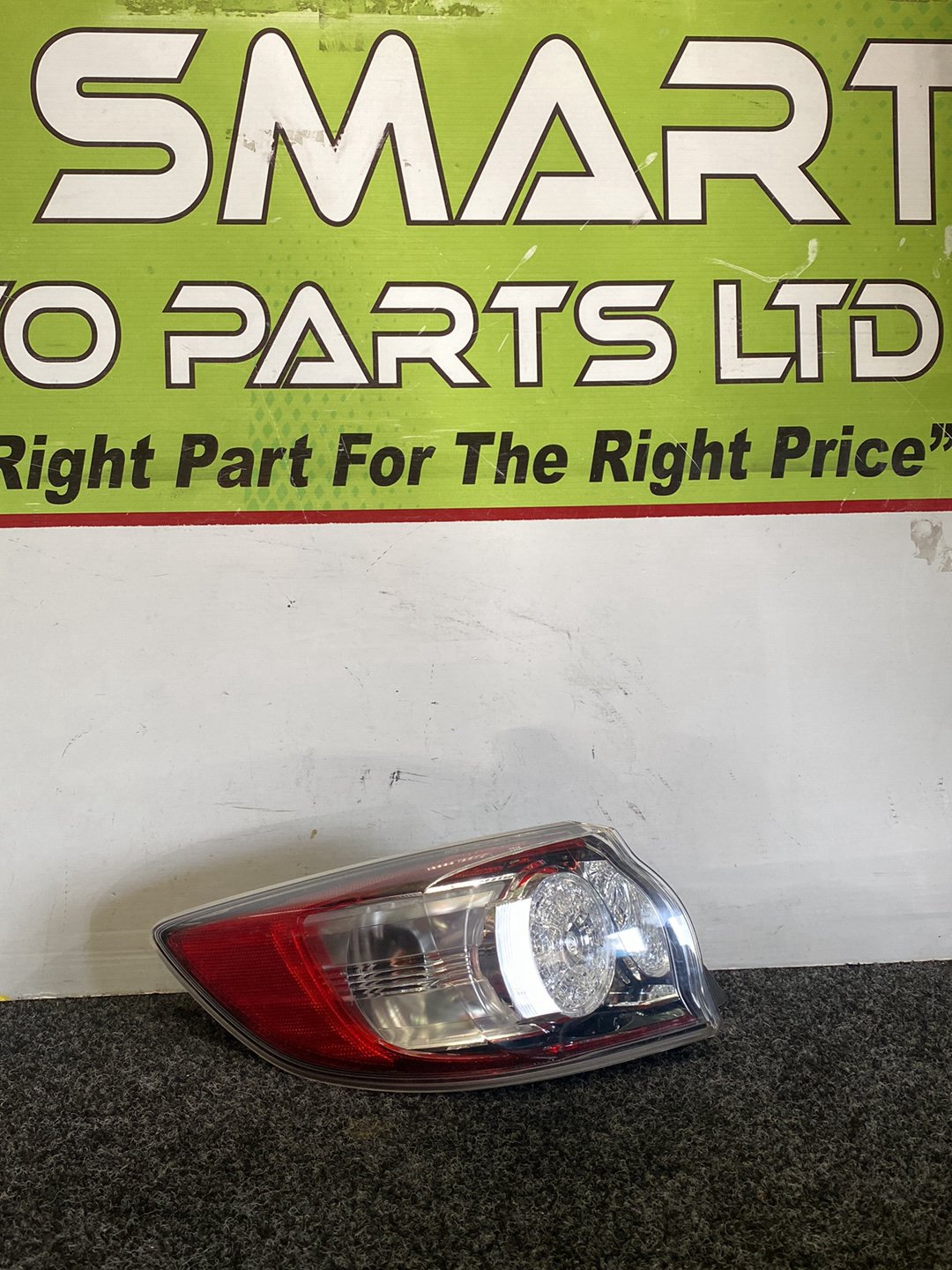 2009 Mazda Axela- Left Taillight PN: