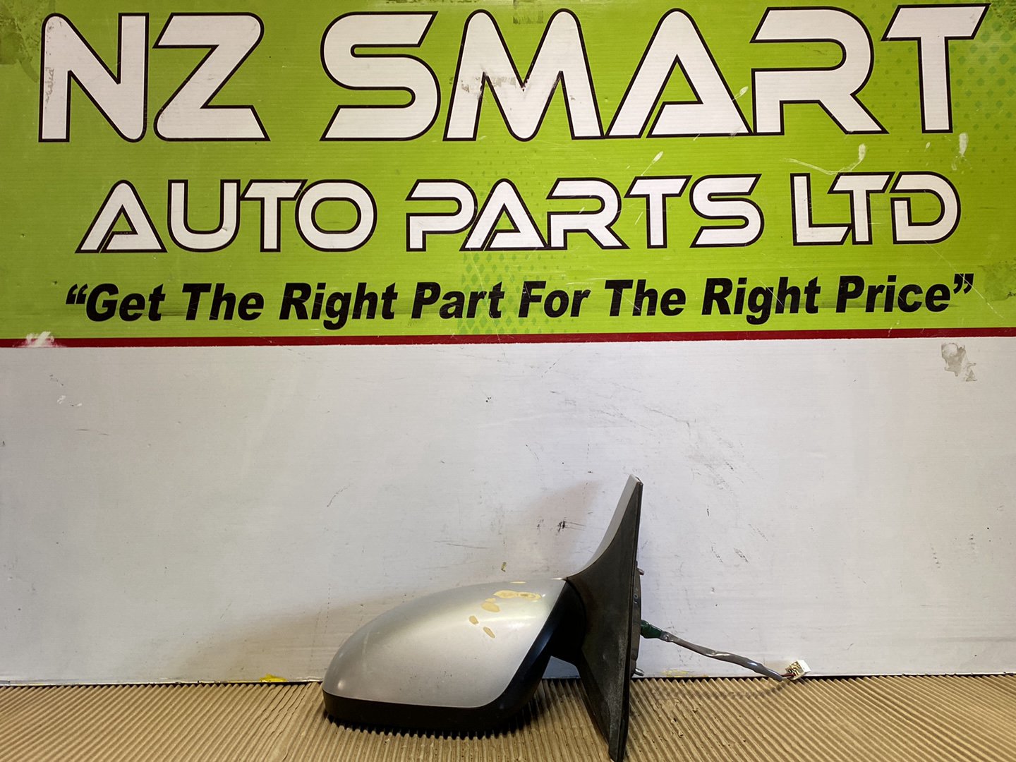 2005 Suzuki Swift- Left Door Mirror PN: 5 wires