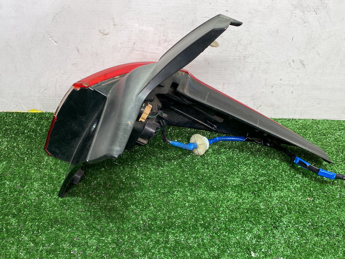 2013 Nissan Lafesta CWFFWN - Left Taillight PN: 26555HA00G STANLEY P9377