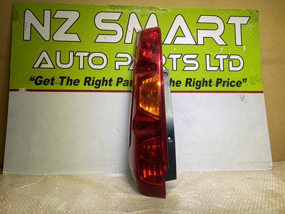 2009 Nissan X-Trail - Left Headlight PN: see photos