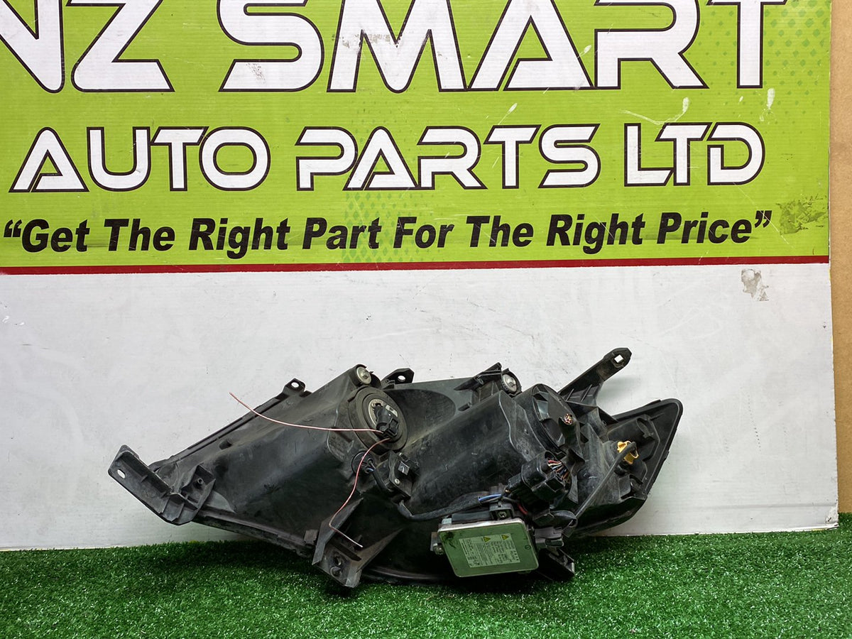 2010 Mitsubishi Outlander - Right Headlight PN: STANLEY P5585
