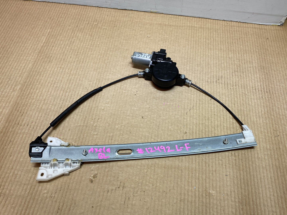 2010 Mazda Axela - Left Front Window Regulator/Motor