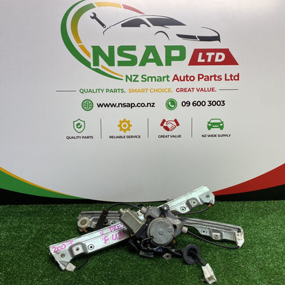 2005 Nissan Teana - Right Front Window Regulator/Motor PN: 80730-9Y000