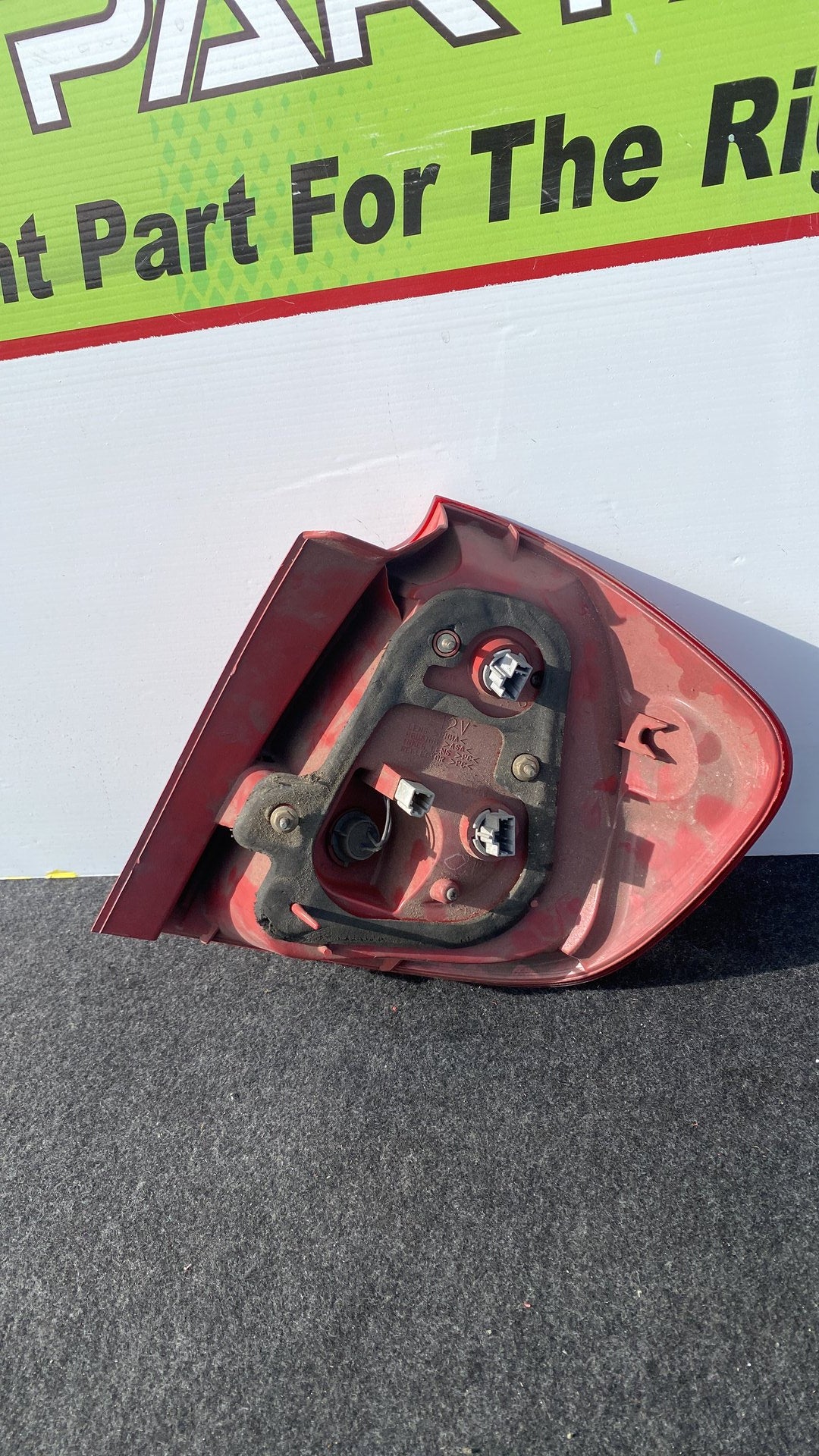 2004 Mazda Verisa DC5 - Left Taillight PN: P4417