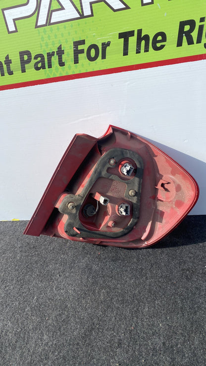 2004 Mazda Verisa DC5 - Left Taillight PN: P4417