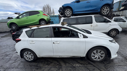 2016 Toyota Corolla  Dismantling For Parts