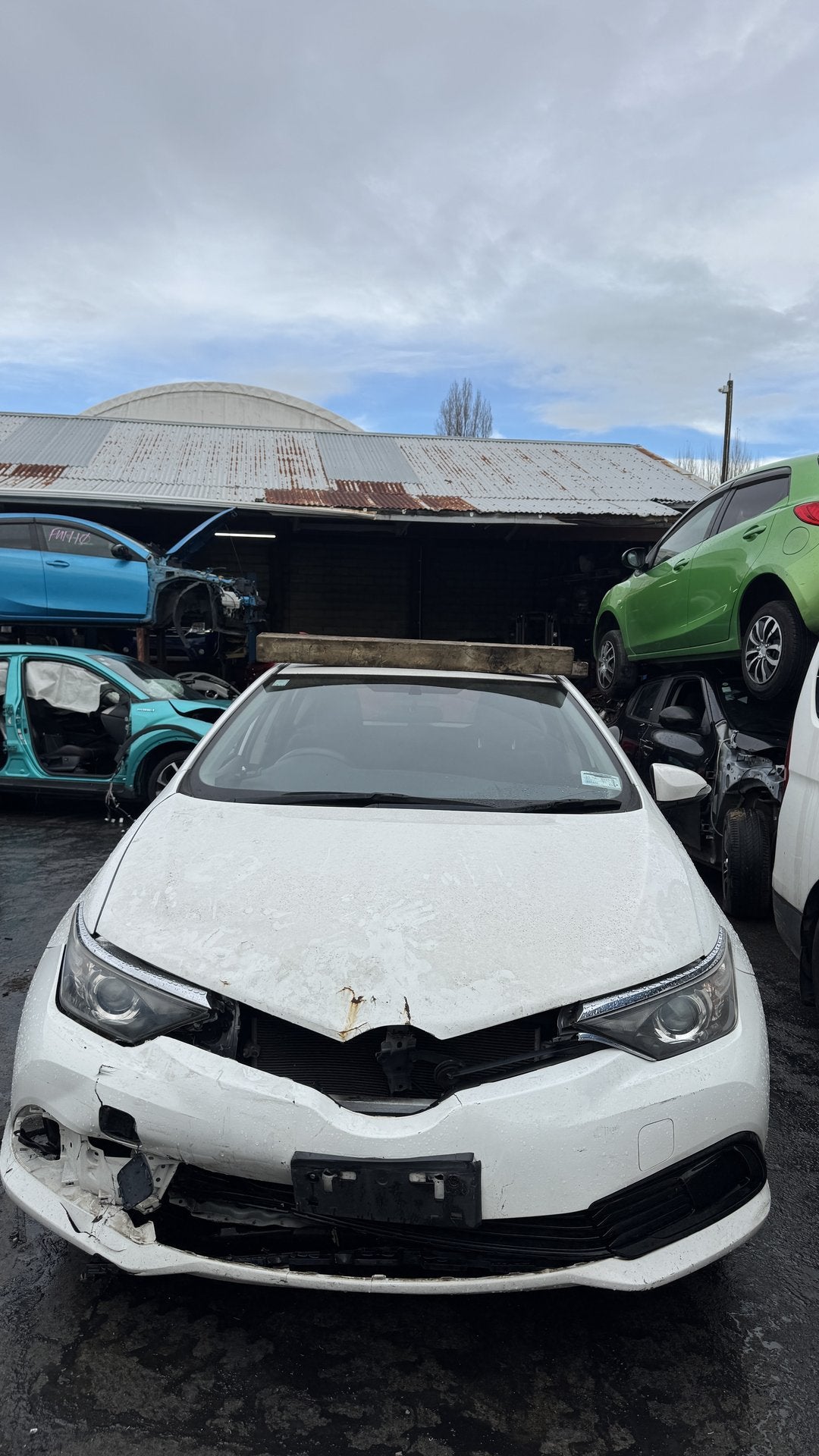 2016 Toyota Corolla  Dismantling For Parts