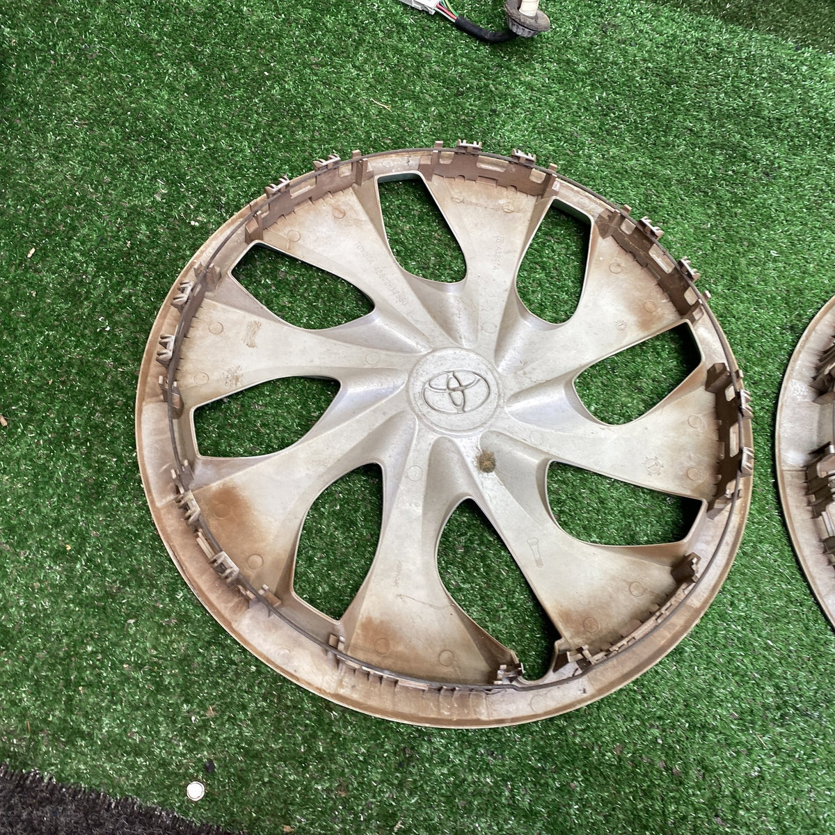 2016 Used Toyota Corolla - Wheel Cover/Hub Cap PN: SIZE-16