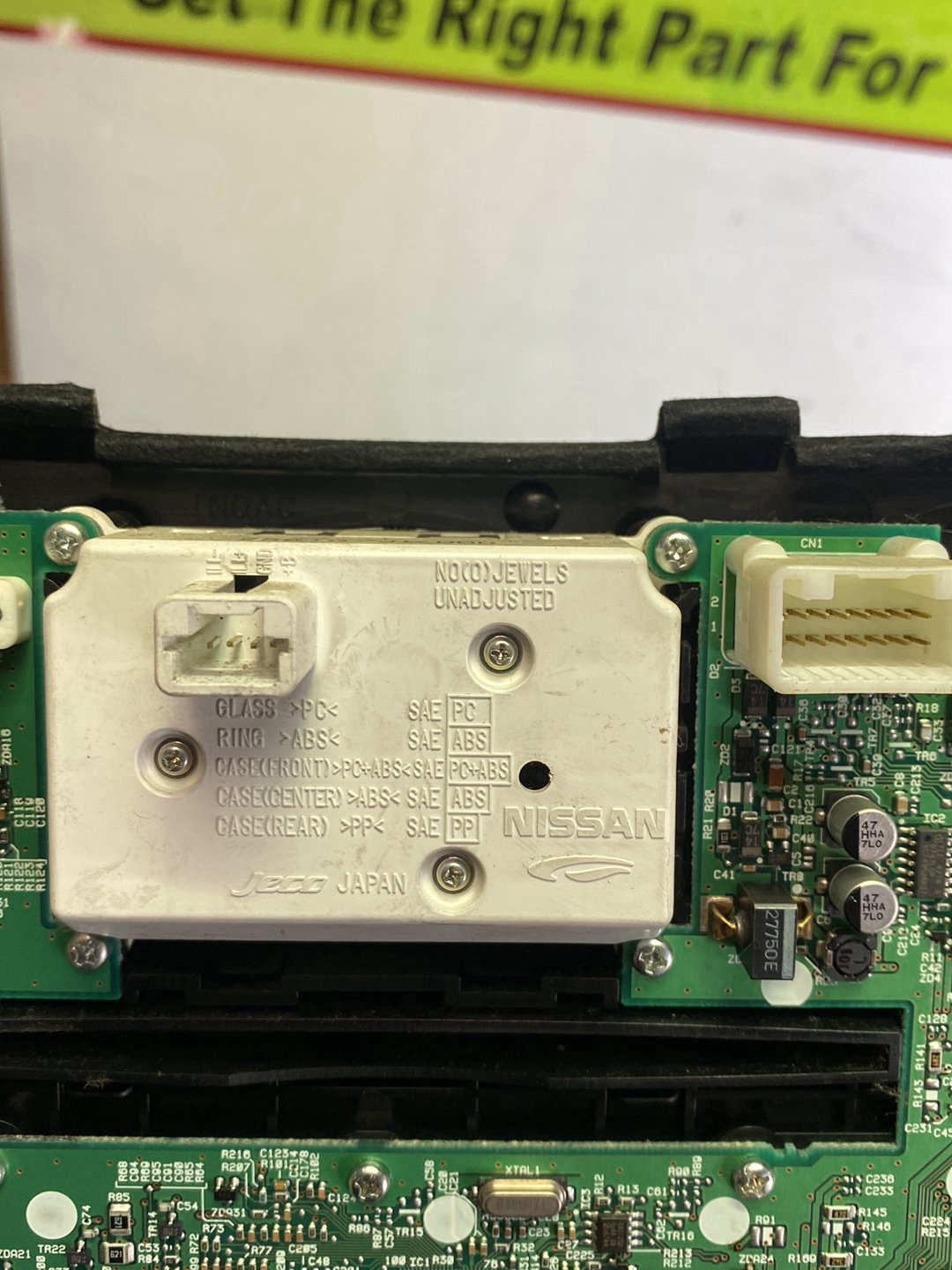 2008 Nissan Skyline V36 - Climate Controller