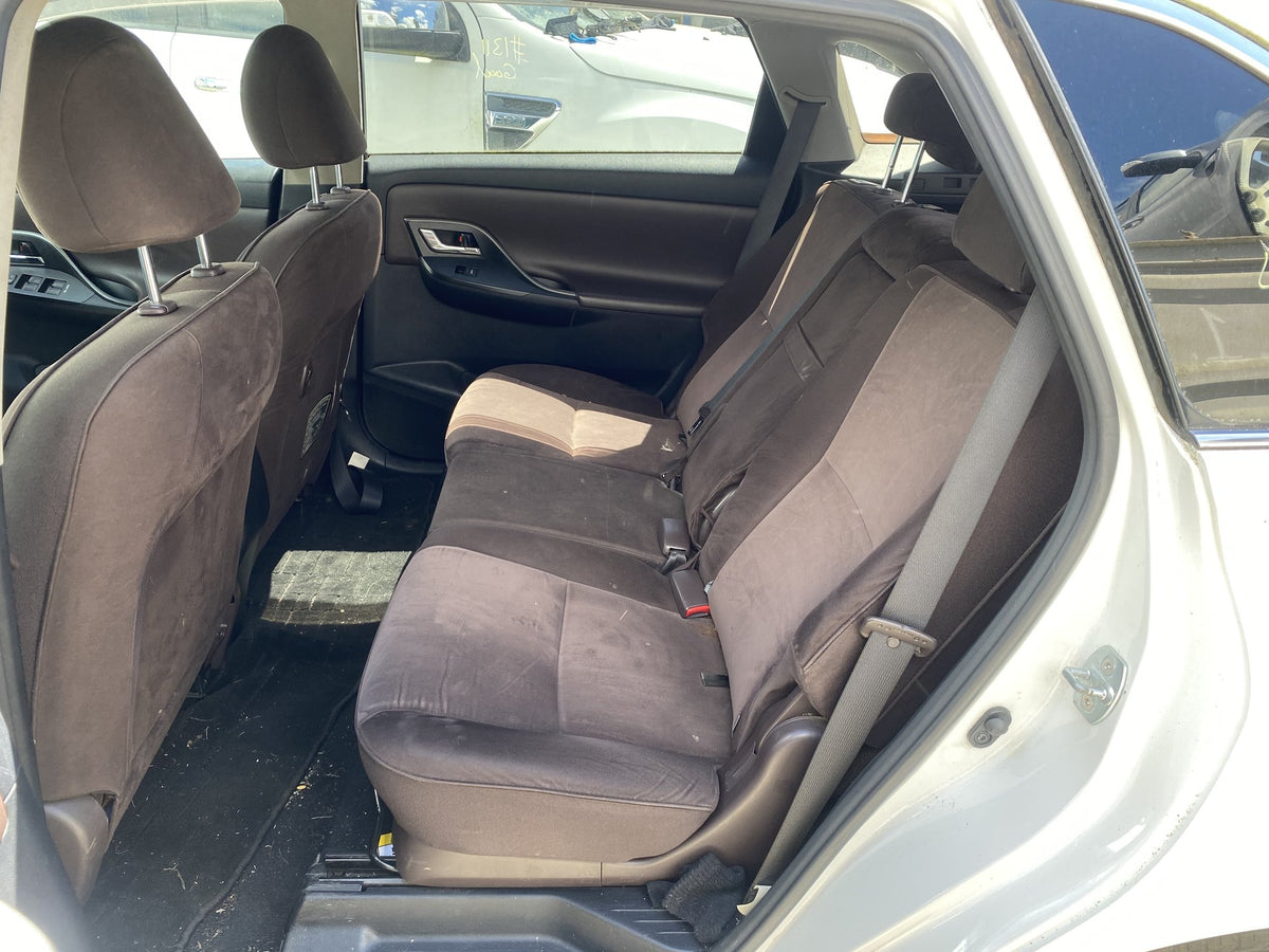 2008 Toyota Mark X ZiO ANA10- Dismantling For Parts