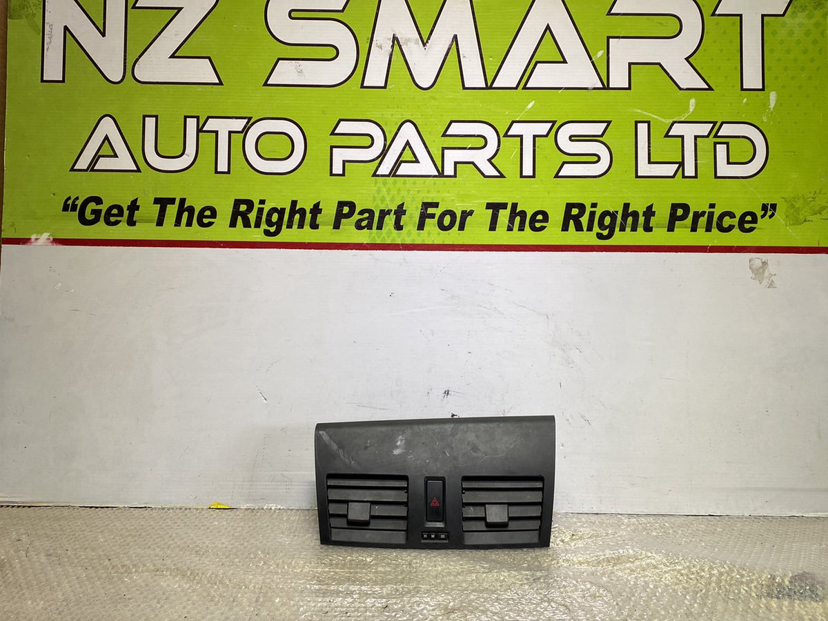 2009 Mazda Axela- Dash Air Vent Centre PN: see photos