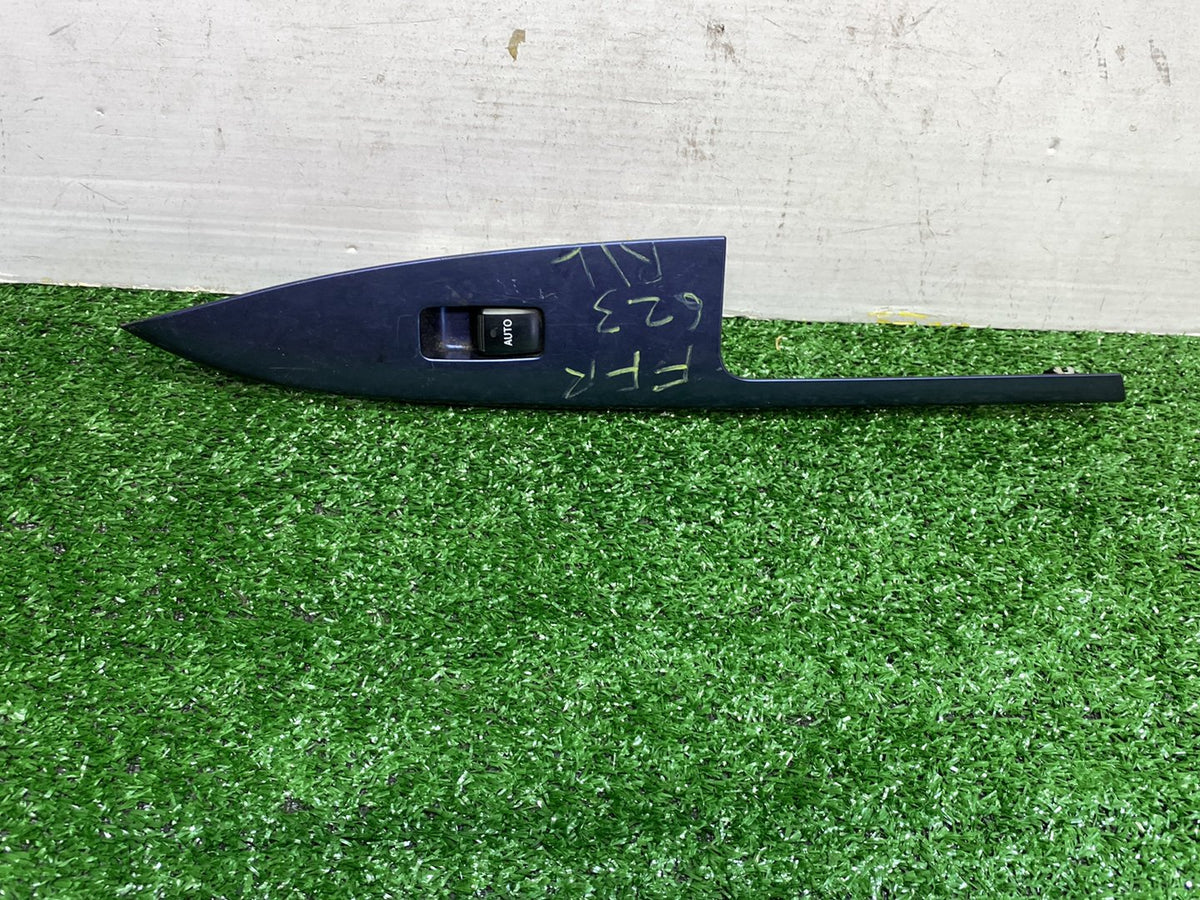 2002 Used Toyota Caldina - Right Rear Window Switch PN: 7427121020
