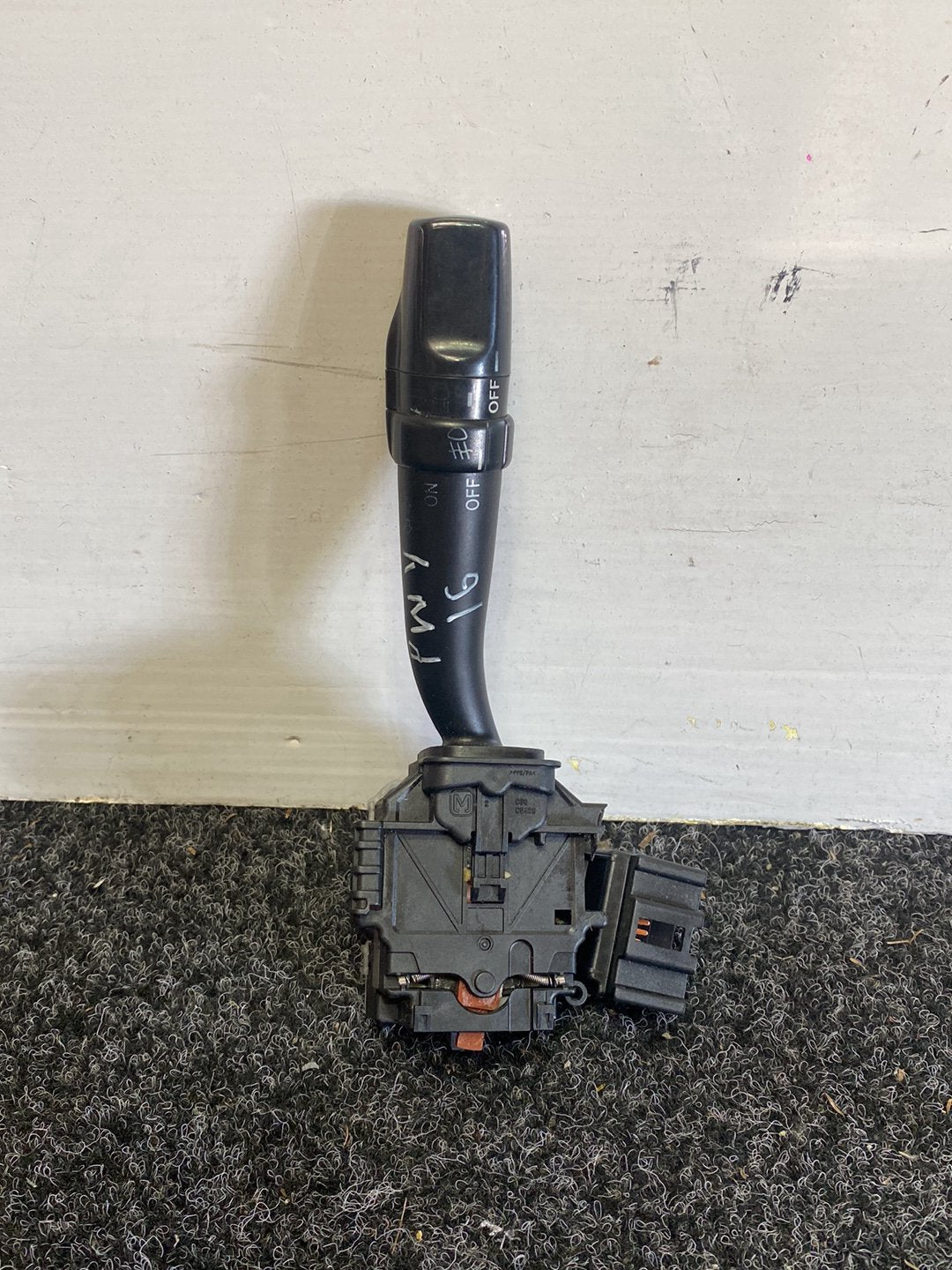 2005 Toyota Wish - Indicator Switch