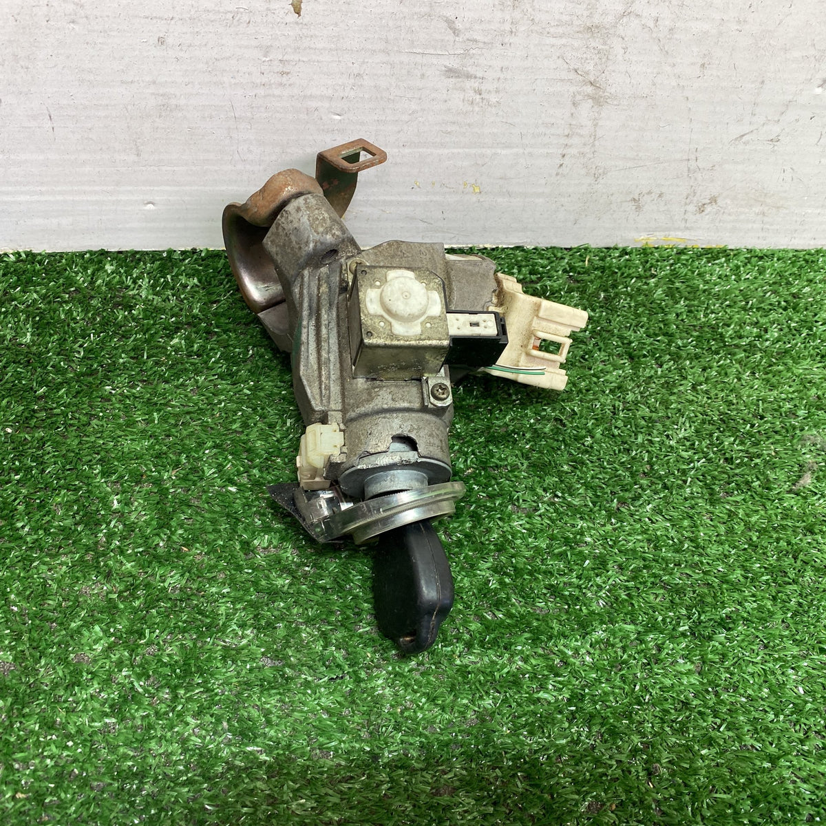 2004 Used Toyota Mark X - Ignition Switch Key PN: 45020-22-16