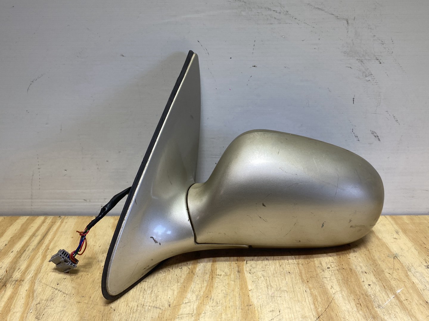 2005 Nissan Bluebird - Left Door Mirror PN: 5 wires