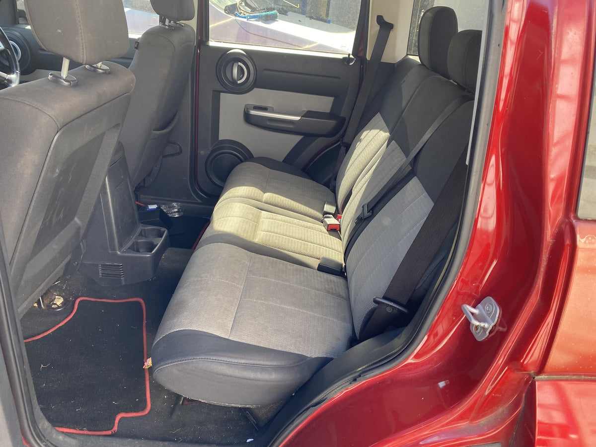 2007 Dodge Nitro SXT- Dismantling For Parts