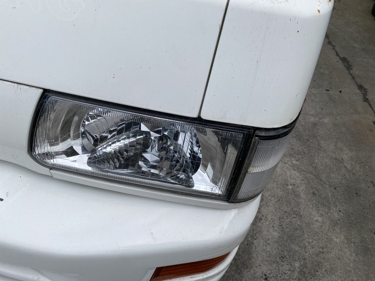 2014 Mitsubishi L300 Dismantling For Parts