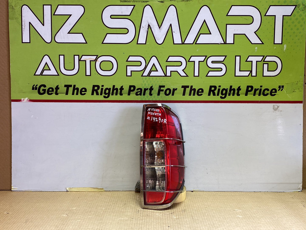 2008 Nissan Navara - Right Taillight PN: Koito 220-16467