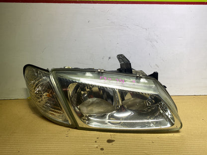 2002 Nissan Bluebird- Right Headlight PN: