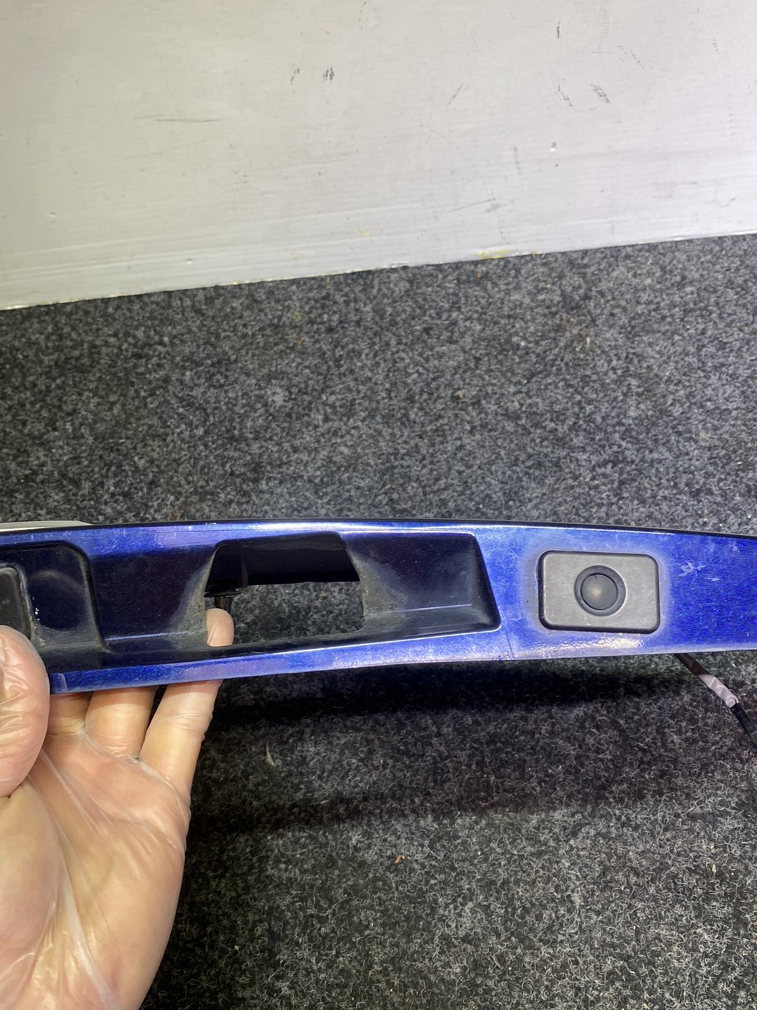 2012 Mazda Premacy CWEFW - Tailgate Garnish