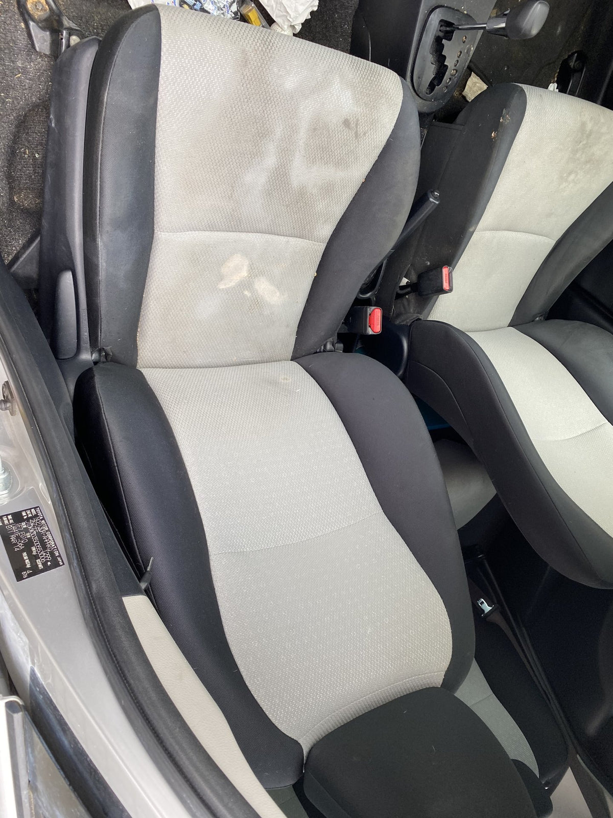 2014 Toyota Yaris YR- Dismantling For Parts