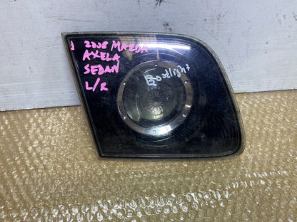 2008 Mazda Axela - Left Boot Light PN: P2775