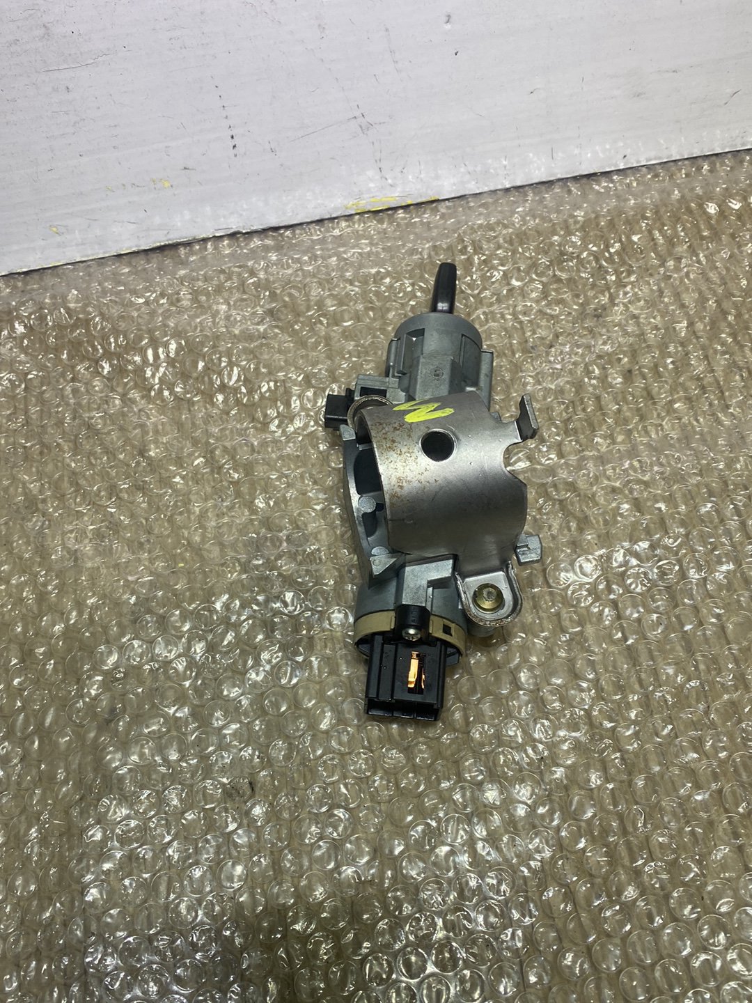 2005 Mazda Demio- Ignition Switch PN: see photos