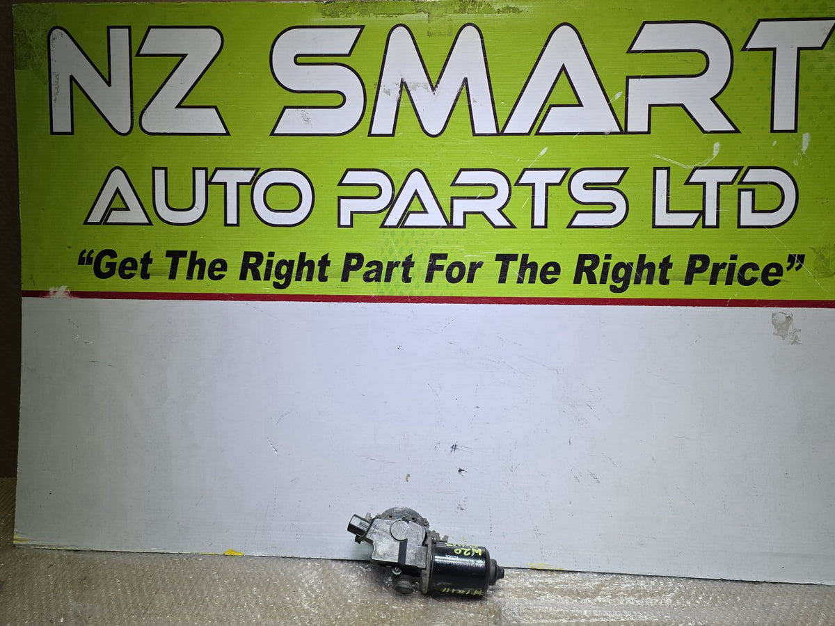 2011 Toyota Prius W20- Front Wiper Motor PN: see the photos