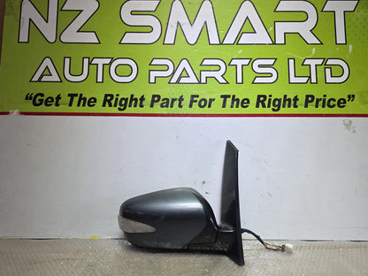 2009 Mitsubishi Grandis- Right Door Mirror PN: 9 wires
