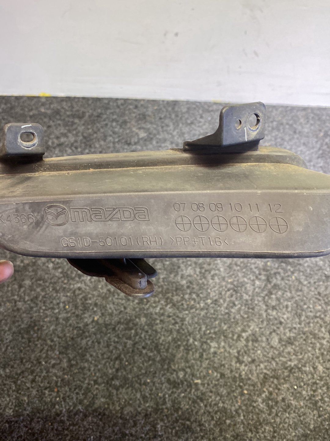 2010 Mazda Axela - Right Front Bumper Garnish Lower PN: GS1D-50101