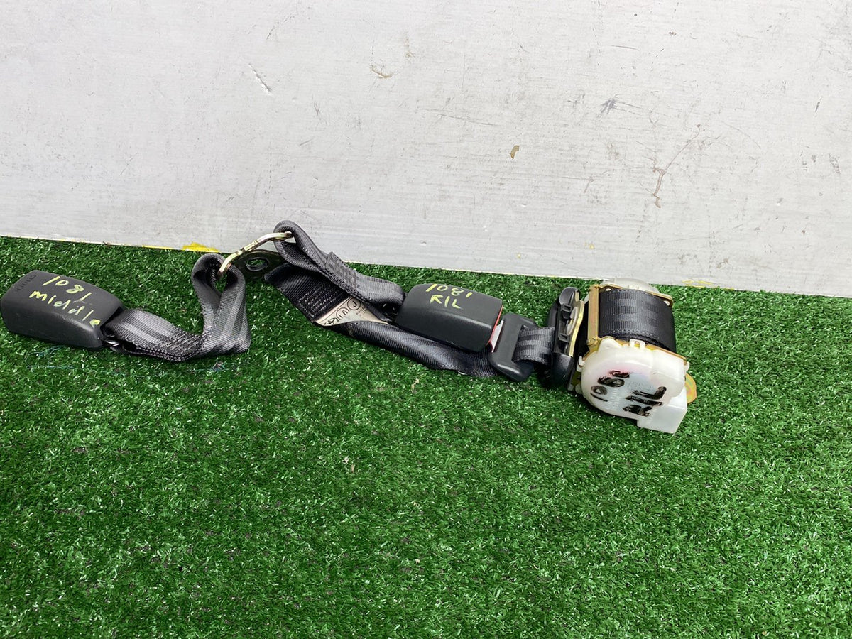 2005 Used Toyota Ist NCP60 - Left Rear Seat Belt PN: 7348053020C1