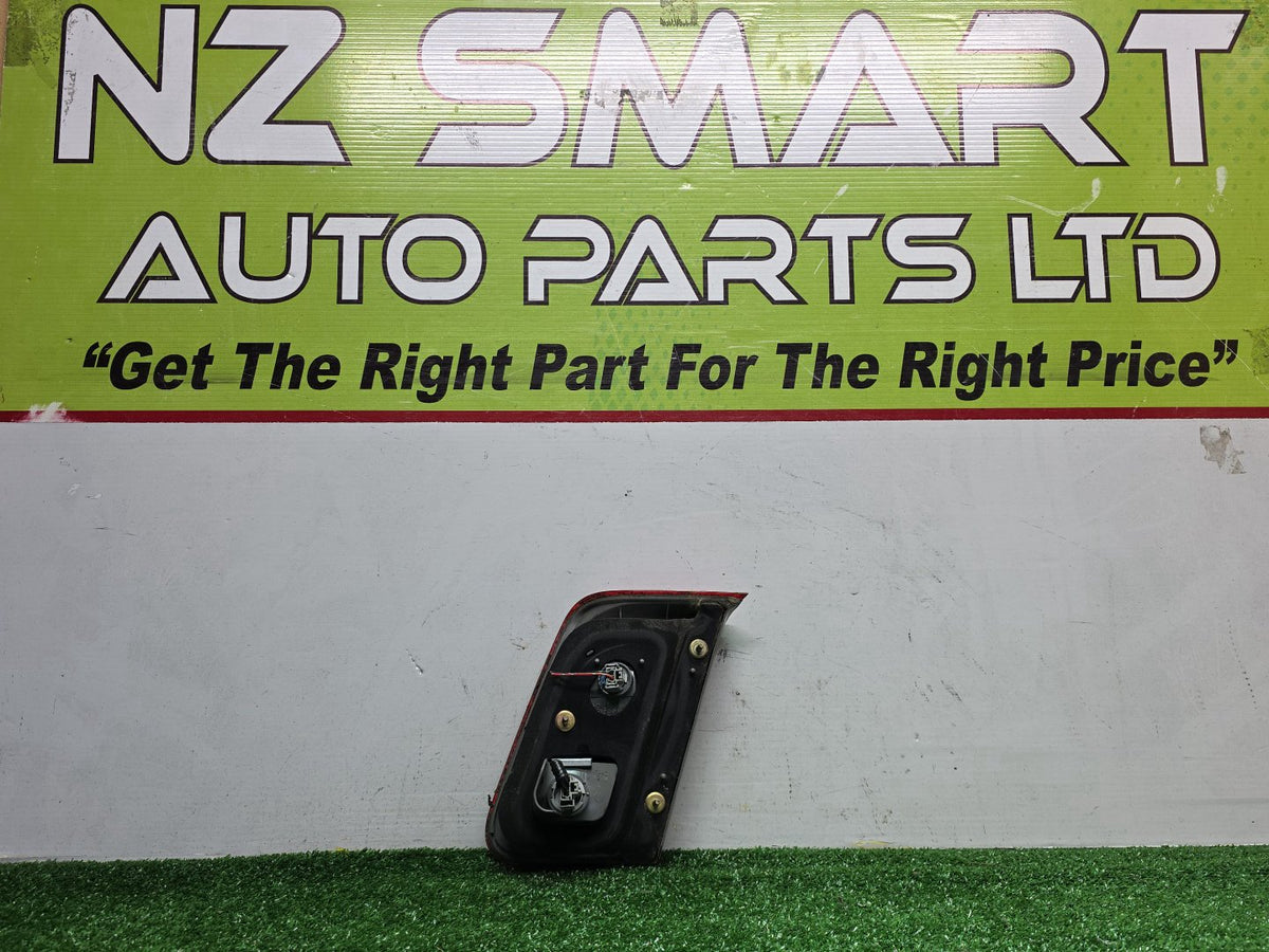 2004 Honda Civic - Left Taillight PN: P2661