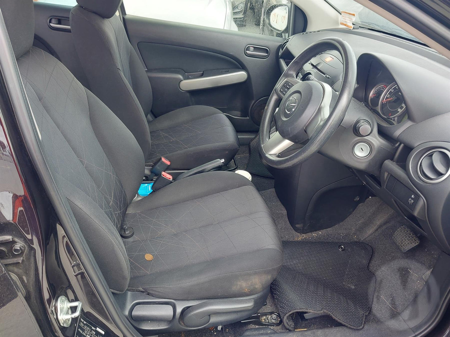 2012 Mazda Demio DE3FS Dismantling For Parts